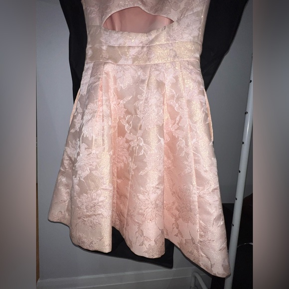 Elegant embroidered Confirmation Party Dress - Picture 6 of 8